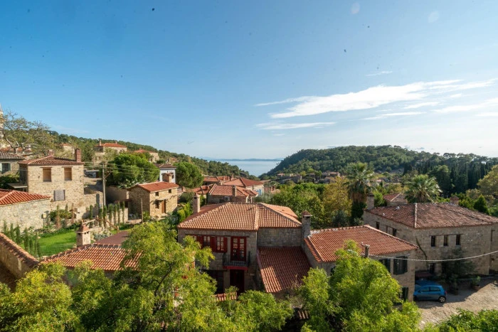 &Ccedil;anakkale Adatepe K&ouml;y&uuml;, İzmir Sığacık, Muğla Eski Dat&ccedil;a ve Tunceli Ziyaret K&ouml;y&uuml; turizm sahnesinde 