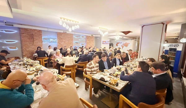 20. yıl lezzethanlar buluşması muhteşem bir iftar yemeğiyle kutlandı