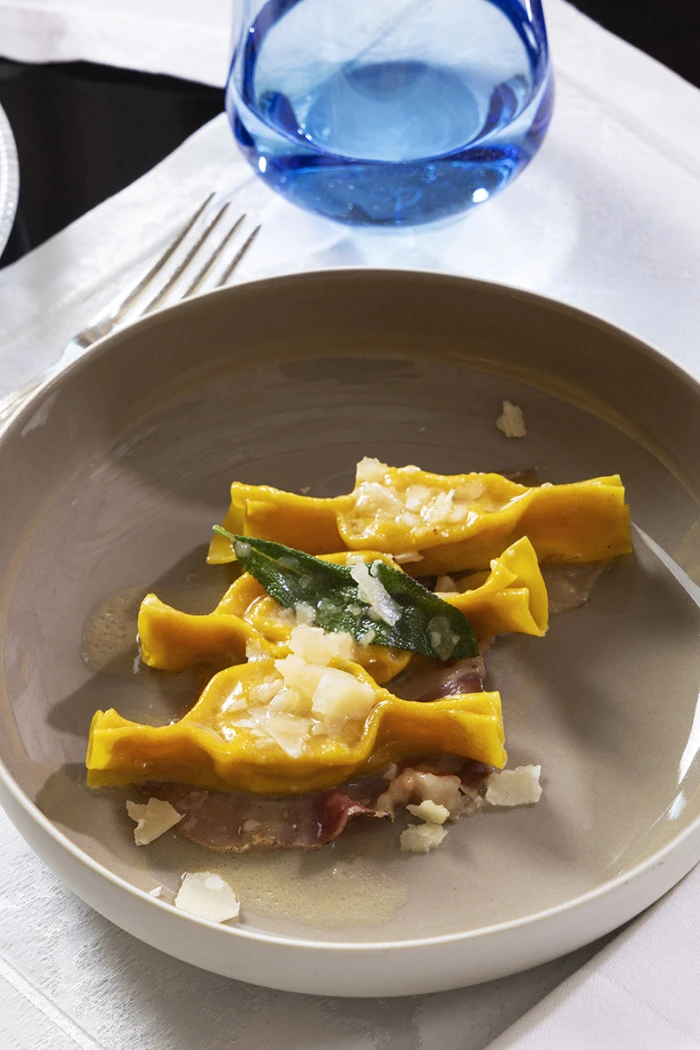 Çırağan Palace Kempinski İstanbul Bellini menüsünde İtalyan lezzetleri