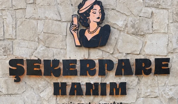 Bodrum'un yeni yıldızı Şekerpare Hanım Modern Meyhane k&uuml;lt&uuml;r&uuml;n&uuml; sunuyor