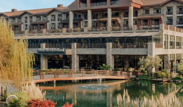 Elite World Grand Sapanca&rsquo;da bayram Rober Hatemo Konseriyle ta&ccedil;lanıyor