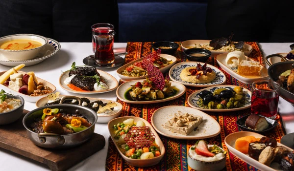 Hilton İstanbul Bomonti&rsquo;de Ramazan ayı boyunca her g&uuml;n farklı iftar