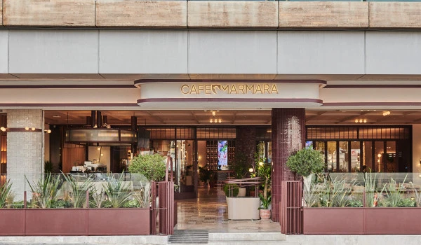 İstanbul&rsquo;un kalbinde Cafe Marmara'dan misafirlerine ayrıcalıklı deneyim