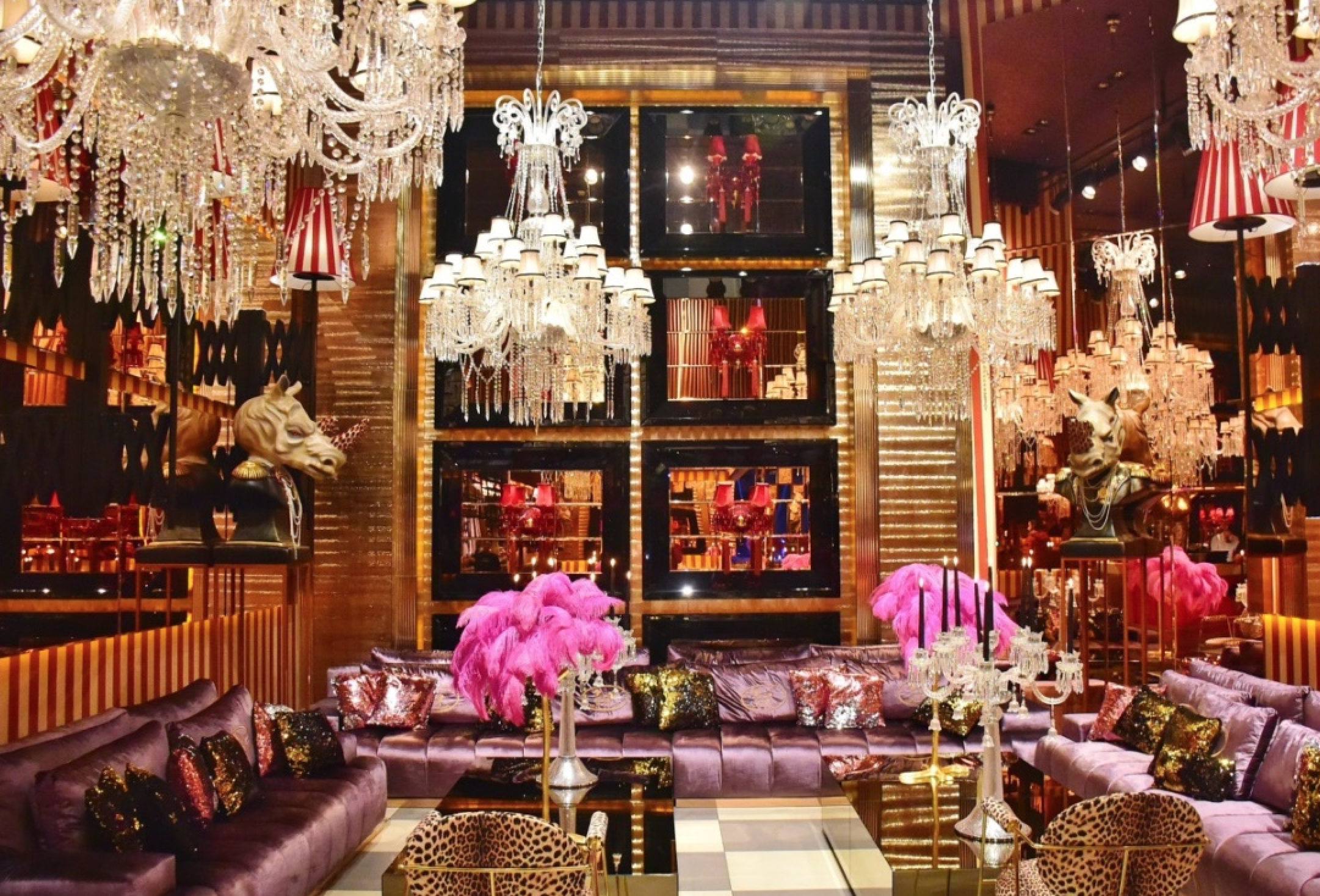 Cahide Palazzo ile eğlencede sihirli dokunuş