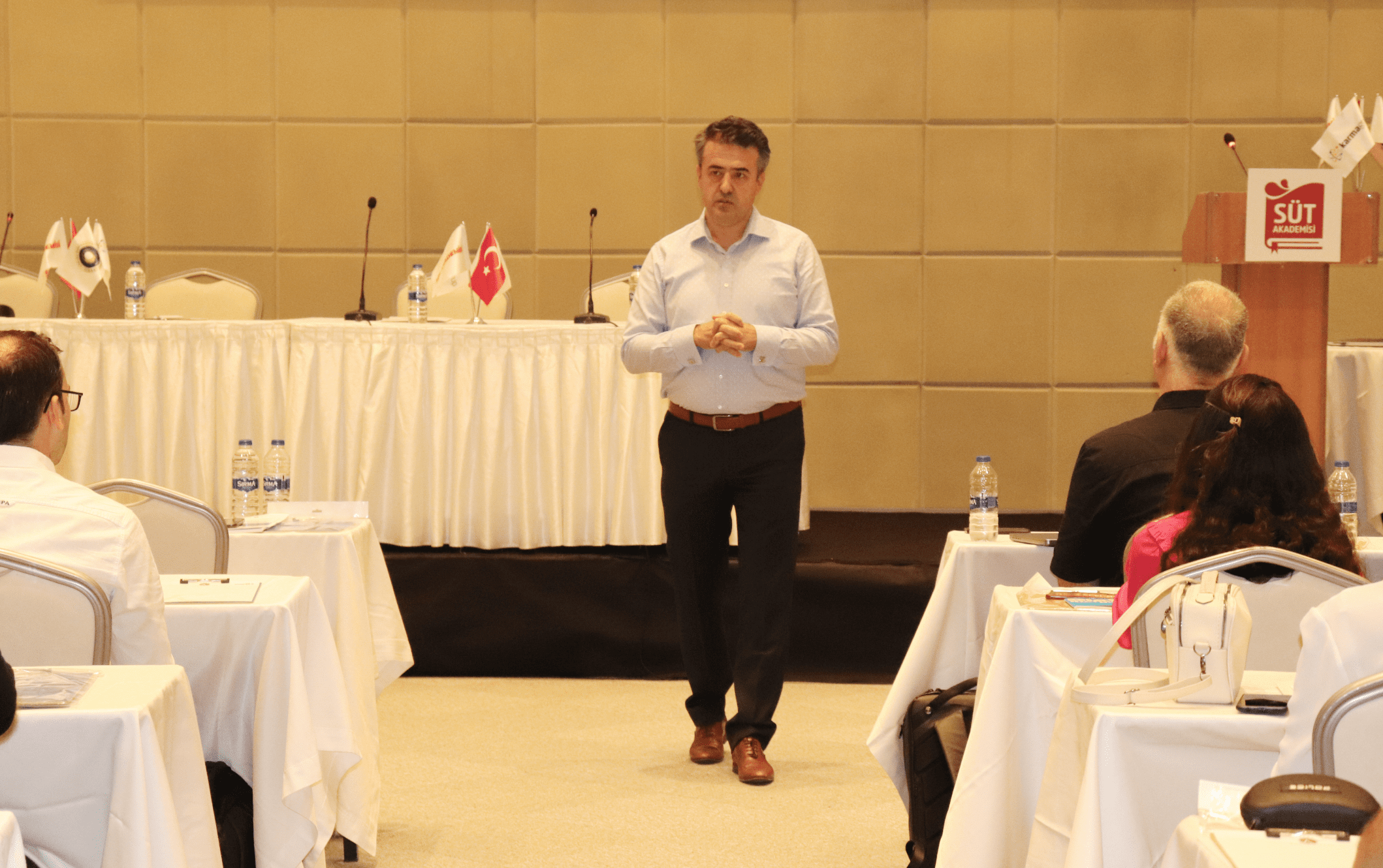 İzmir T&uuml;rkiye s&uuml;t &uuml;retiminin y&uuml;zde 6&rsquo;sını karşılıyor!