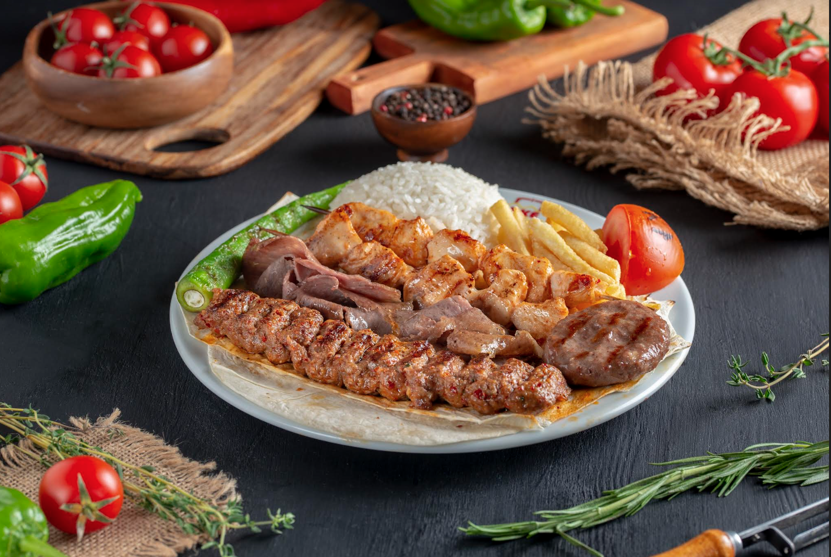 Bursa Kebap Evi'nden d&ouml;rt eşsiz lezzet birarada