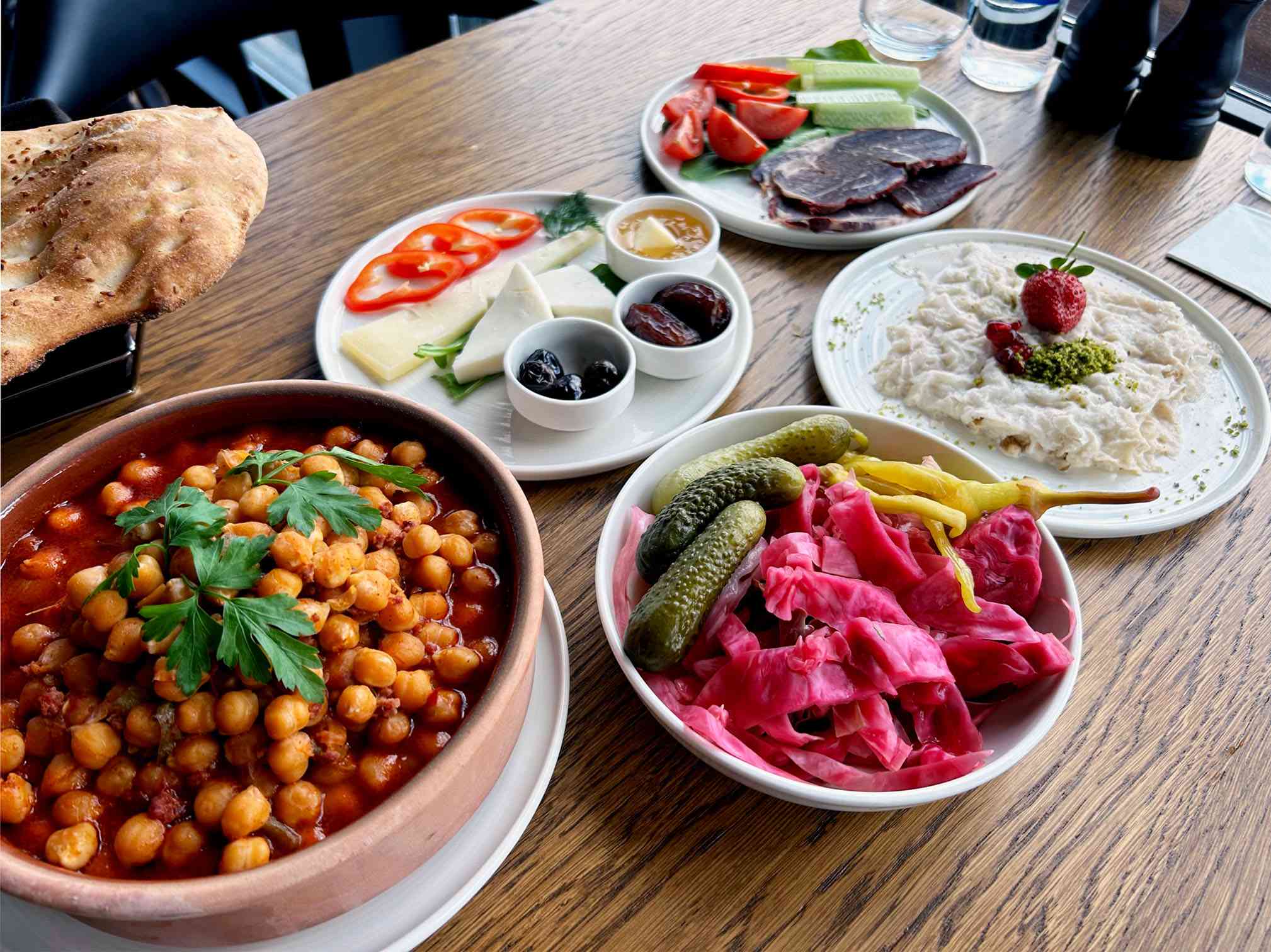 Buba&rsquo;s Bosphorus'tan &ouml;zenli iftar sofraları