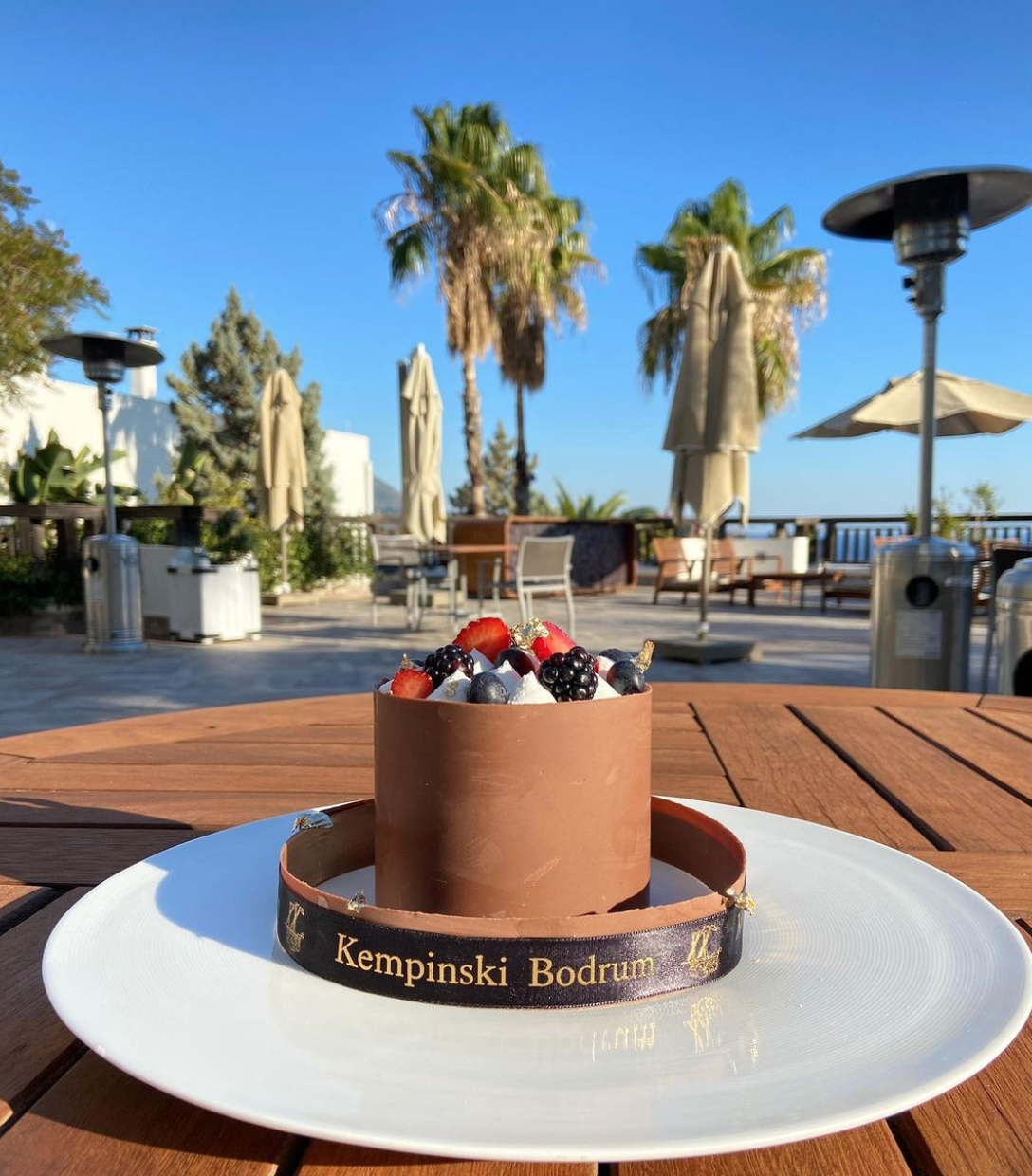 Kempinski Hotel Barbaros Bay Bodrum ekibi ile yaz sezonuna g&uuml;&ccedil;l&uuml; giriyor