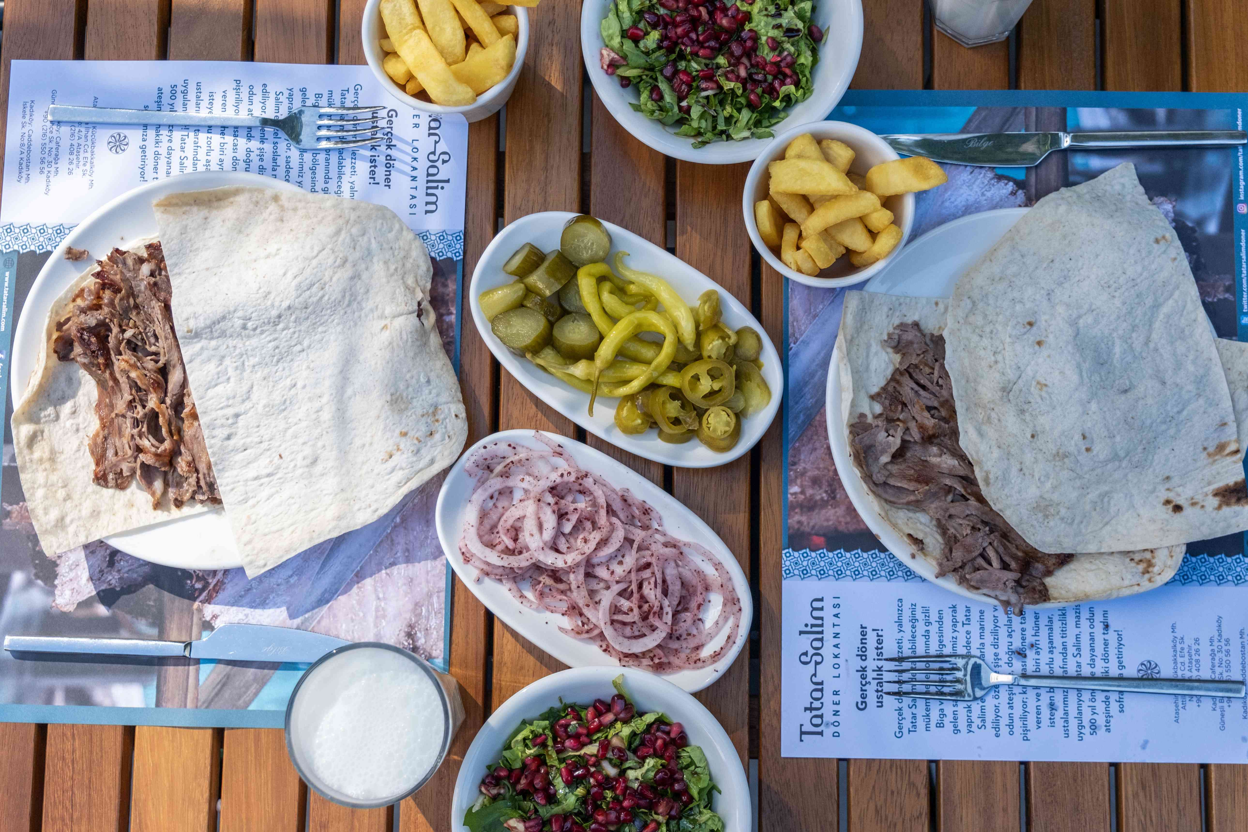 Tatar Salim D&ouml;ner Caddebostan&rsquo;da yeni şubesiyle lezzet arayanları bekliyor