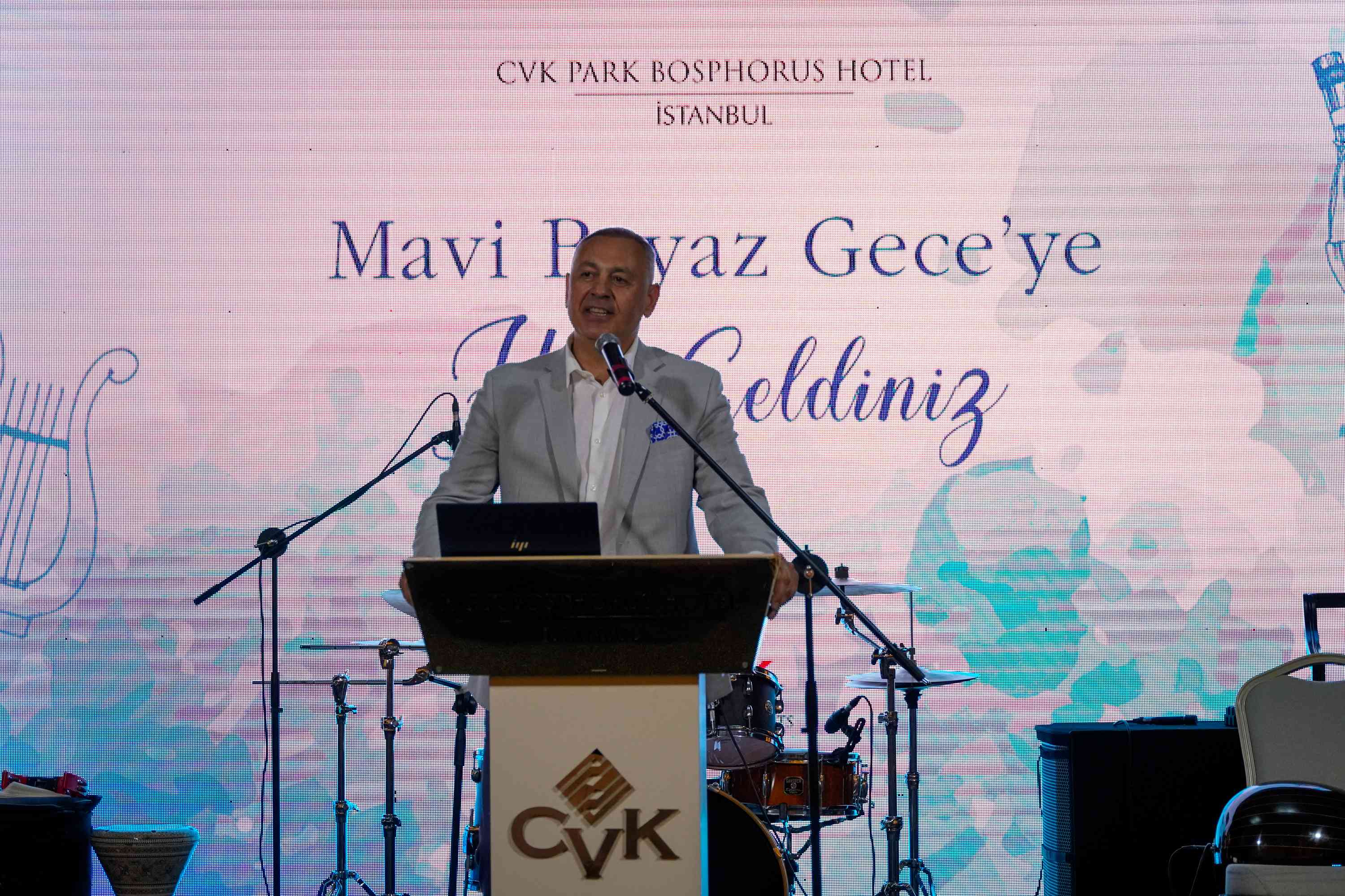 Yenilenen Lobisi ve Yeni Konseptleri ile  CVK Park Bosphorus Hotel