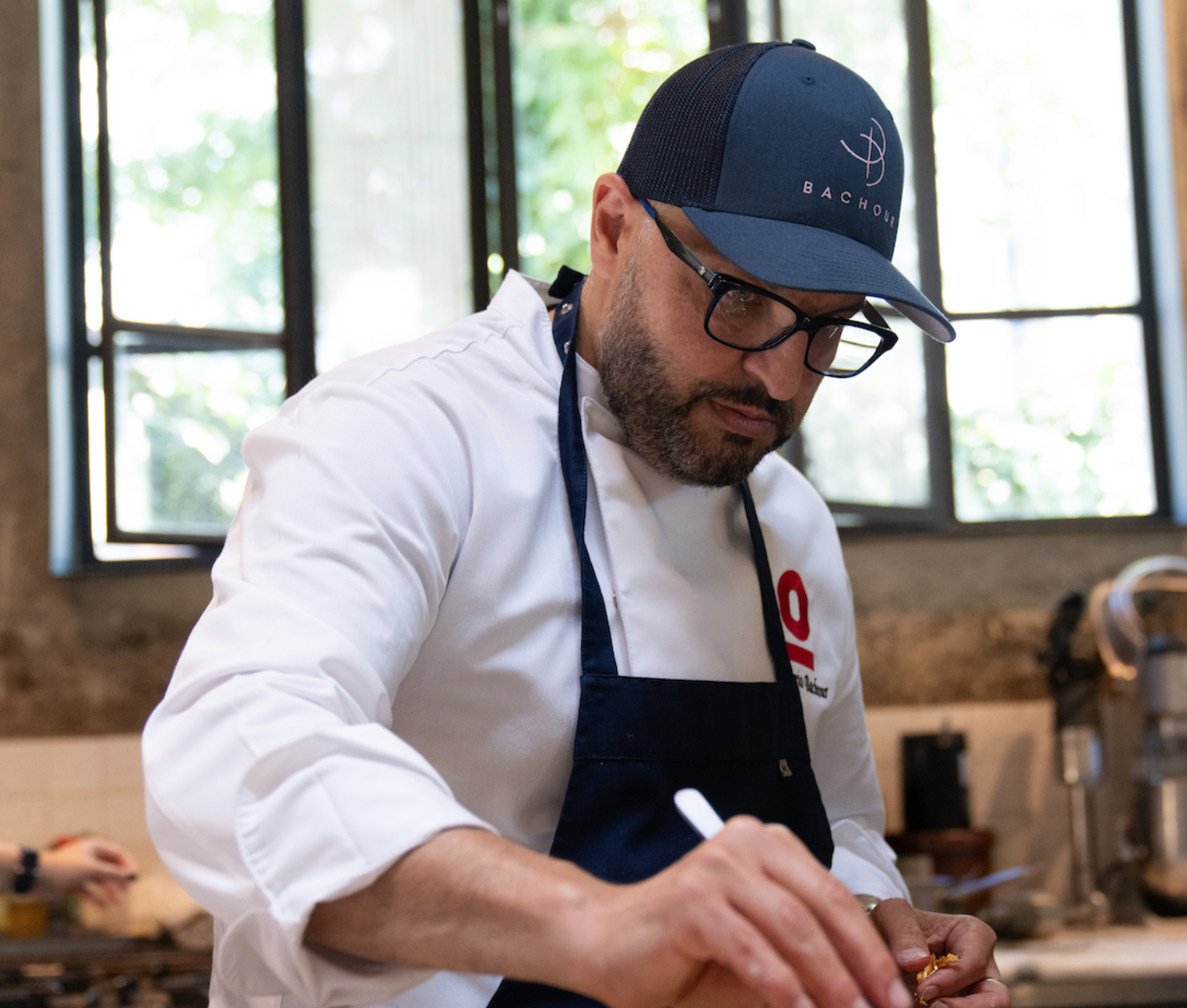  Espressolab, bu yıl &ouml;d&uuml;ll&uuml; şef Antonio Bachour ile imza attı