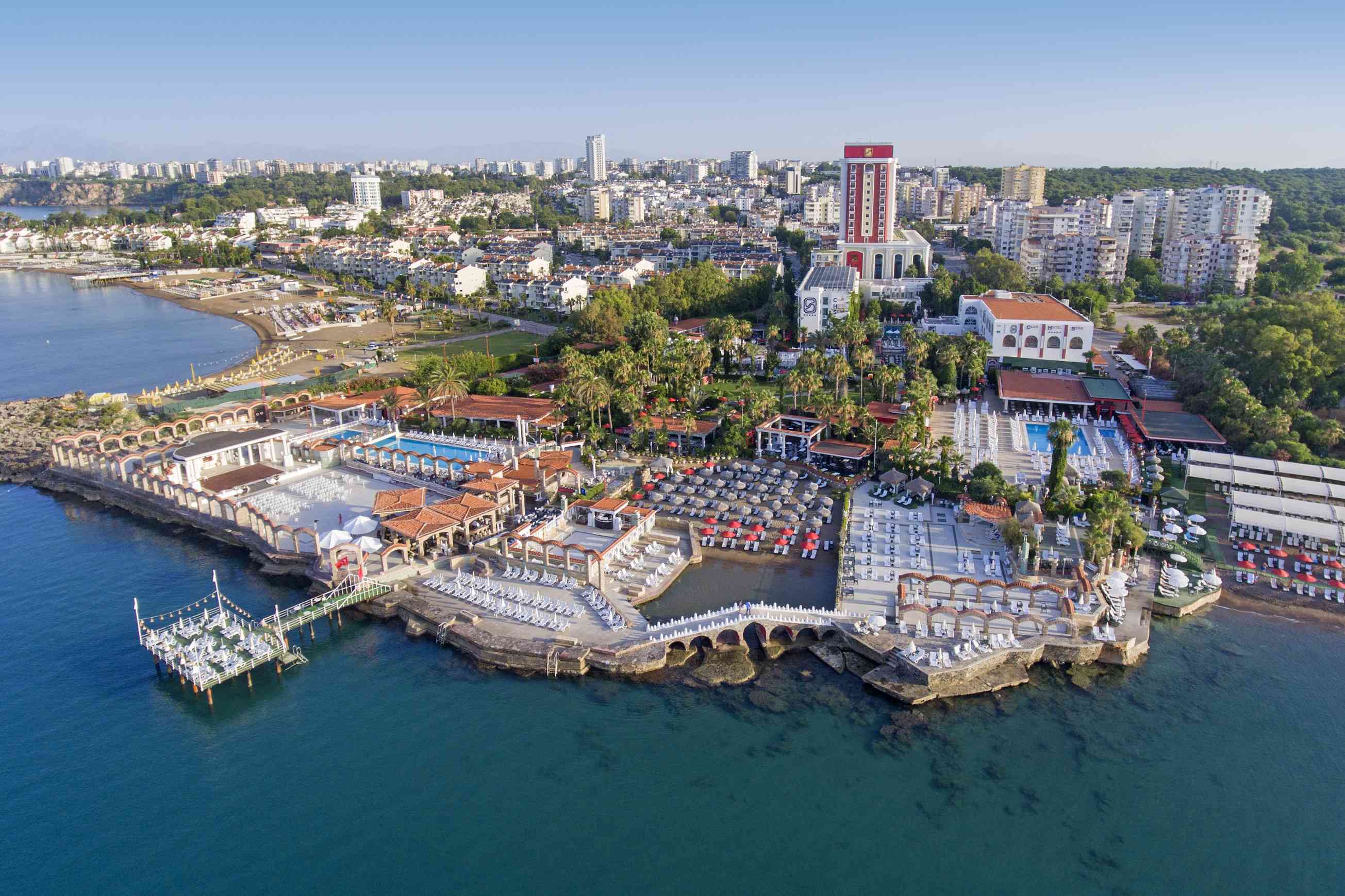 Clup Hotel Sera, Konuklarını Antalya&rsquo;nın en G&uuml;zel Sahili Lara&rsquo;da Ağırlamaya Hazır!